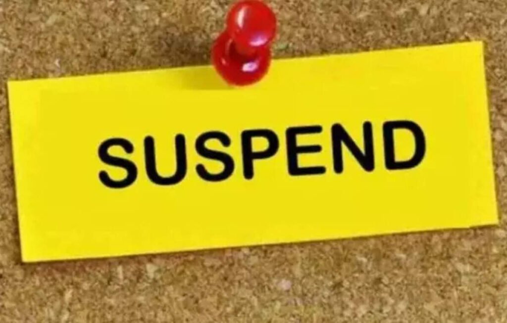 two-teachers-suspended-in-up-for-unauthorised-absenteeism.jpg